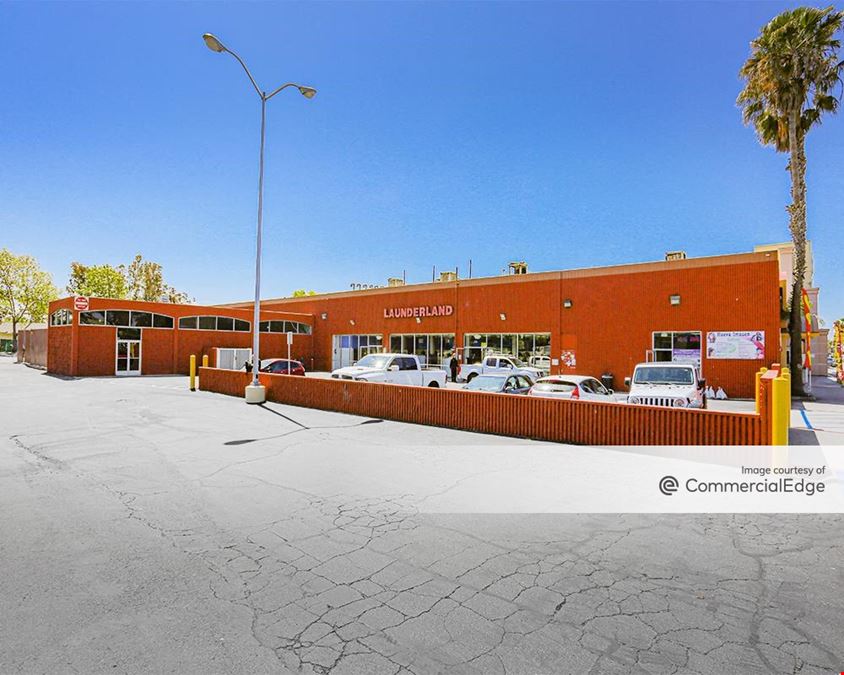 Mission Promenade 1527 Mission Avenue, Oceanside, CA 92054