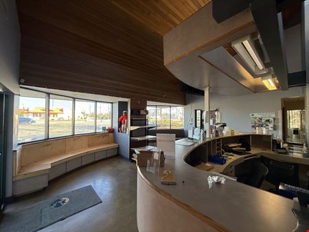 7,265 SF Former Vet Clinic | Ready for Medical Use