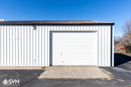 2,400 SF Office/ Warehouse Space For Lease