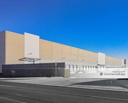 Industrial space for Rent at Hamilton Commerce Center  in Avondale