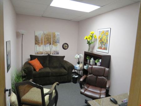 1717 W Candletree
