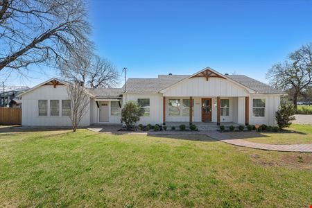 Commercial space at 3320 W Waco Dr in Waco