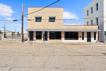 Multi-Family space for Sale at 107 W Rusk St in Marshall