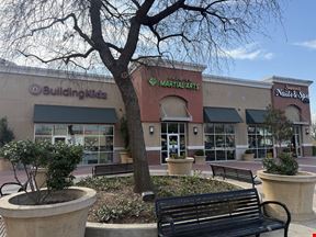 The Shops at College Square