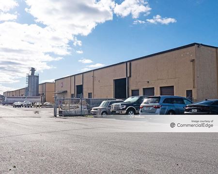 Industrial space for Rent at 4653 & 4661 Hollins Ferry Road in Halethorpe
