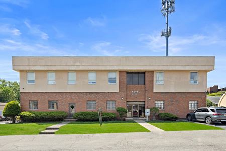 Flex Space space for Sale at 103 Armour Pl in Dumont