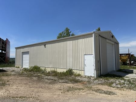 5,040 SF Warehouse & Contractor Yard for Lease with 2.42 Acres on Highway 65