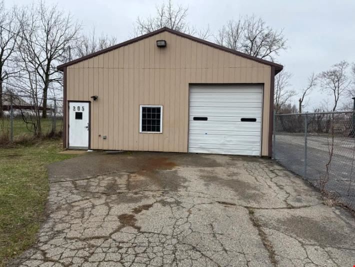 Industrial Heated Warehouse with Office