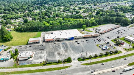 Retail space for Rent at Plum Tree Center in Decatur