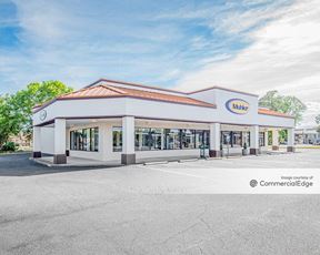 Quadrangle Shopping Center