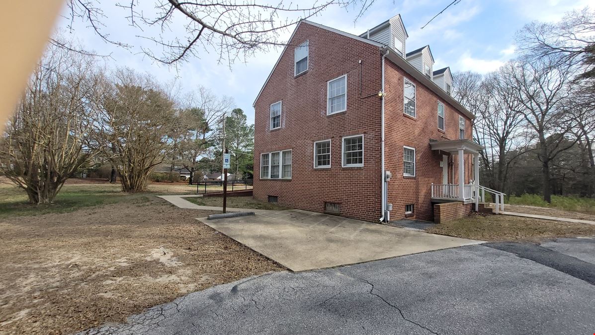1500 Riverside Drive