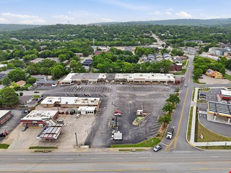 Oak Plaza