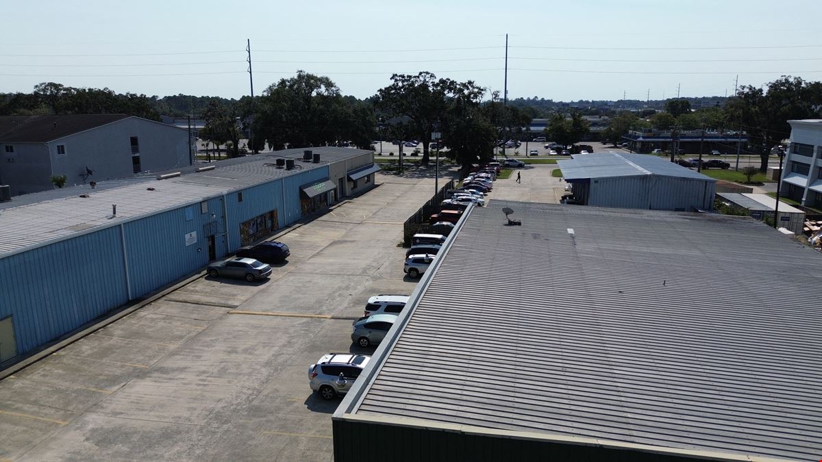 BKS Sports Center 66 W Montgomery Crossroad, Savannah, GA 31406