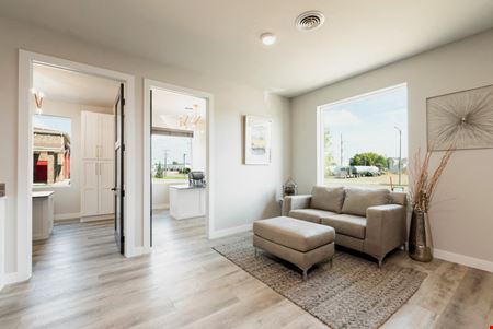 2041 40th Ave SE, Unit B-112
