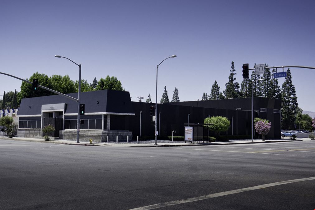 16135 Roscoe Blvd