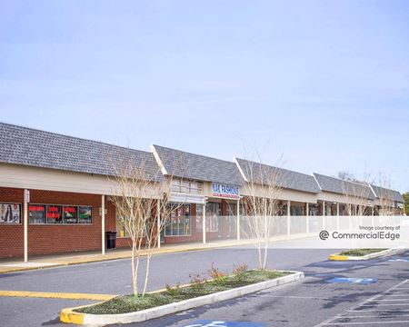 Retail space for Rent at Country Ridge Shopping Center in Essex