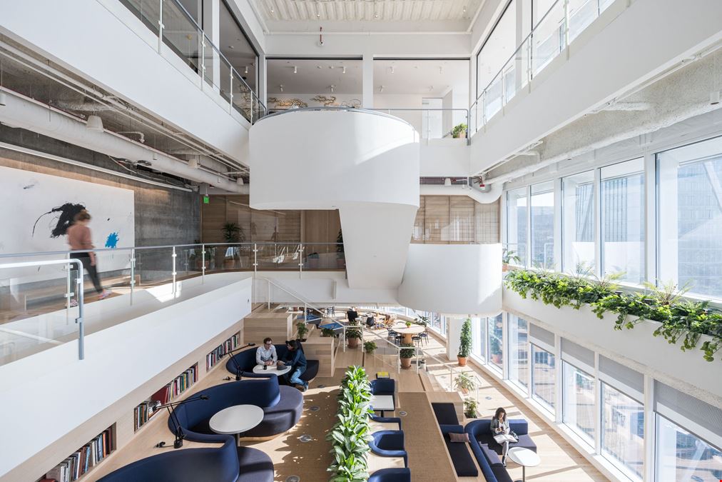 WeWork - Salesforce Tower