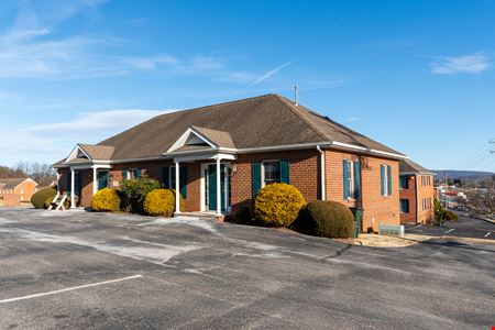 Office space for Rent at TURNKEY OFFICE AVAILABLE IN STONERIDGE PROFESSIONAL OFFICE PARK in Waynesboro