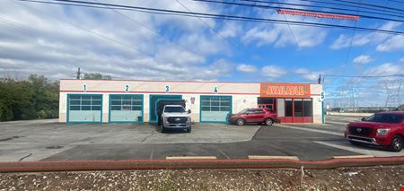 Retail space for Rent at Freestanding Pad Site at Signalized Intersection in Plymouth Meeting