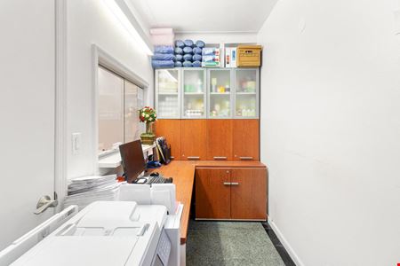 136 East 36th 1A 