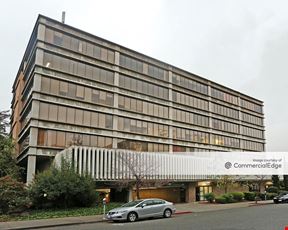 Huntmont Medical Building