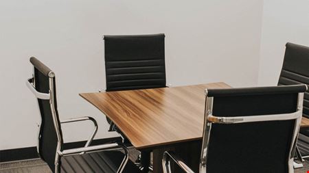Executive Workspace - Riverside Commons