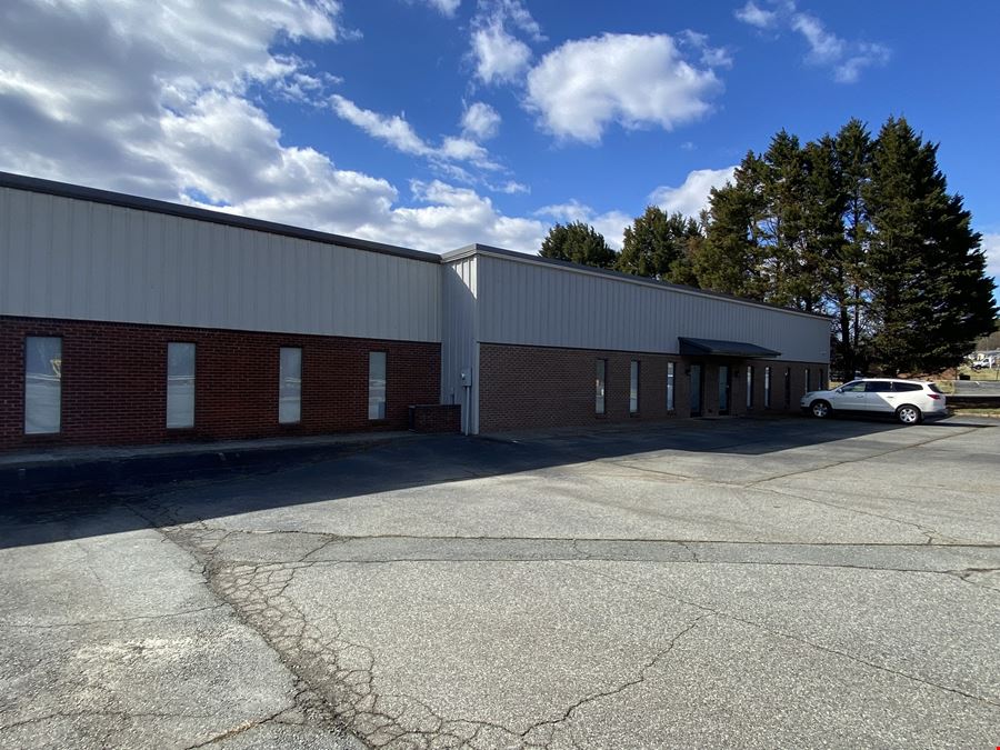 320 Forum Parkway - Rural Hall, NC
