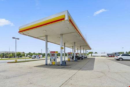 1710 W Hudson Road - Convenience Store