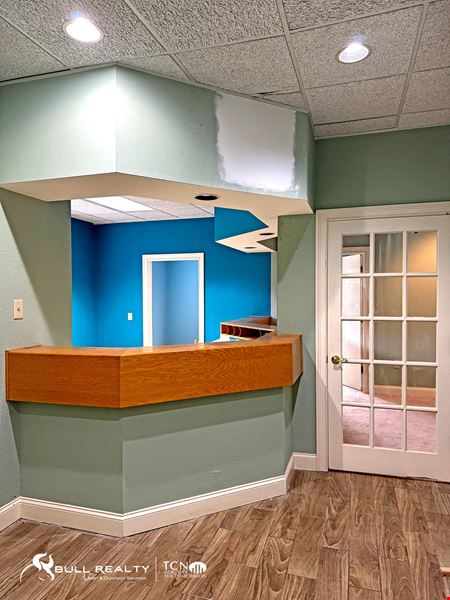 Marietta Office Suites | Five Full-Service Office Suites | ±650 SF to ±1,750 SF