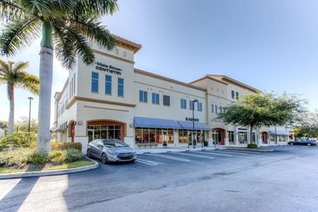 Retail space for Rent at Eagle Nest Center in Miami Lakes