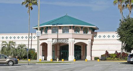 Office space for Sale at Lakeshore Mall in Sebring