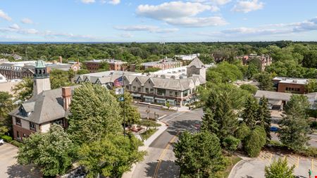 Deerpath Plaza