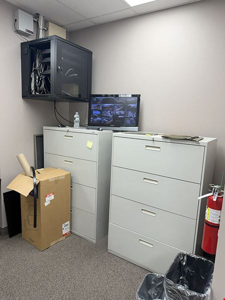 Executive Office Suite For Lease