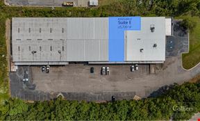 ±5,720 Square Feet of Flex Space Adjacent to I-26 | Columbia, SC