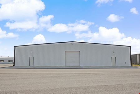15,200 SF Shop Building Off I-55