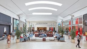 Los Cerritos Center