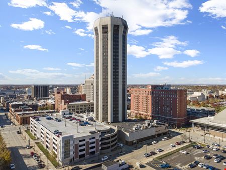 31-Story, Full-Service Downtown Hotel