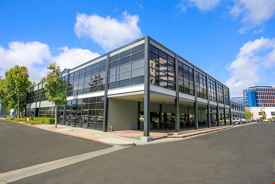 Premier Workspaces - AES - Irvine Airport Suites