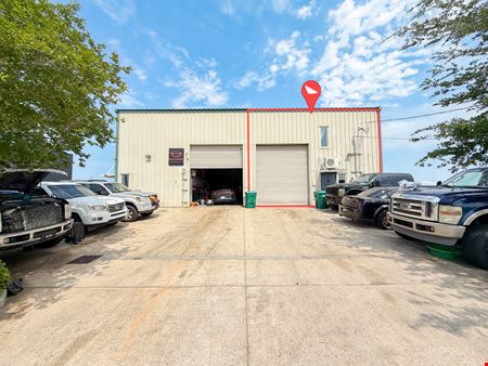 Industrial space for Rent at MSY Adjacent Office/Warehouse with Covered Rear Area in Kenner