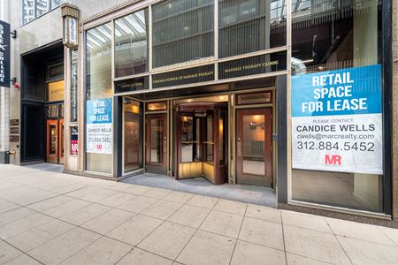 Retail space for Rent at 18 North Wabash Avenue in Chicago