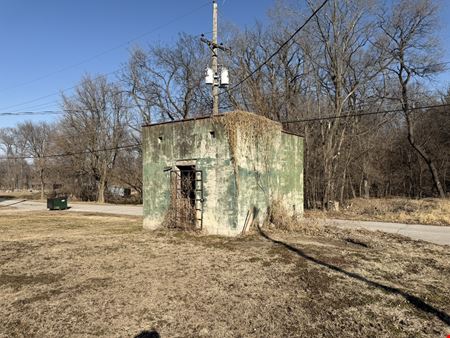 Building and Land For Sale - Seller Financing available