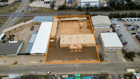 Industrial space for Rent at 1133 W Main St – Industrial Flex/Warehouse with Yard in Arlington
