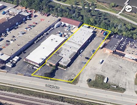 Industrial space for Rent at 2020 Lehigh Ave in Glenview