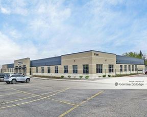 Redford Plaza - 27260 Plymouth Road