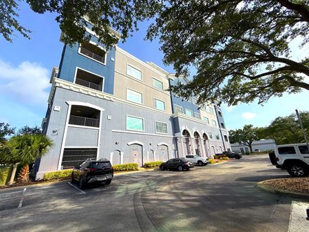 Office space for Rent at 1743 Park Center Dr in Orlando