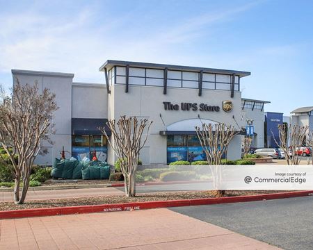 Retail space for Rent at Broadstone Plaza in Folsom
