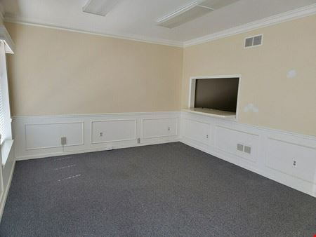 Dorjul Center for Lease