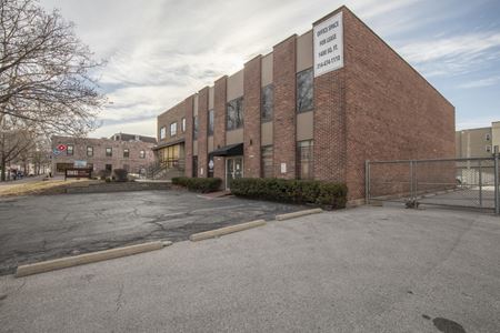 Office space for Rent at Turn-Key Lindell Office Suite in St. Louis