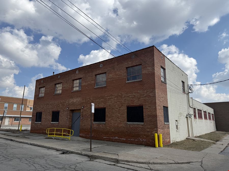 618 2nd St