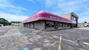 215 N Dixie Way